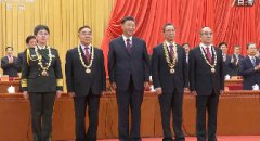 以国之名，向英雄致敬，向为抗疫做出贡献的每一个人致敬